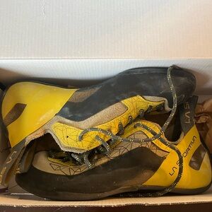 La Sportiva Finale climbing shoes